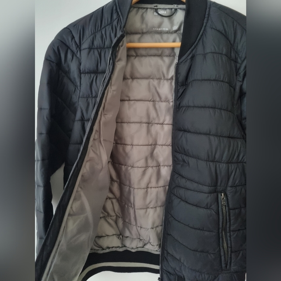 Bershka Ladies Jacket - Picture 2 of 6